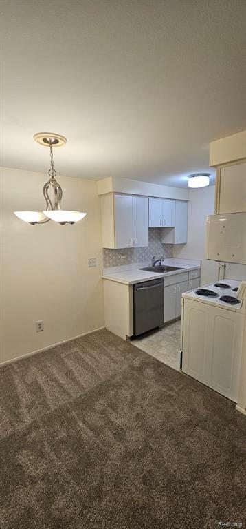 108 Princeton Drive, South Lyon, MI 48178 — Photo 2