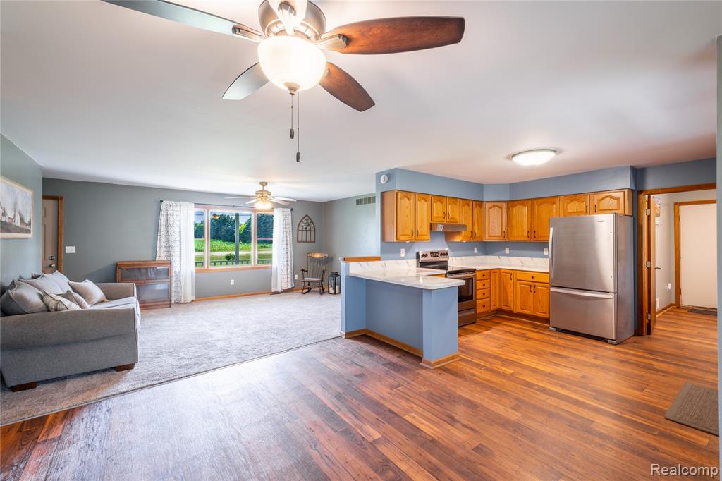 9600 Hamill Road, Otisville, MI 48463 — Photo 11
