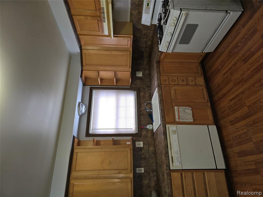 140 HUBBARD Street, Garden City, MI, 00000