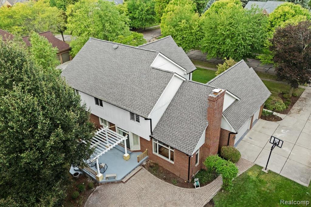 48075 Andover Drive, Novi, MI — Photo 57
