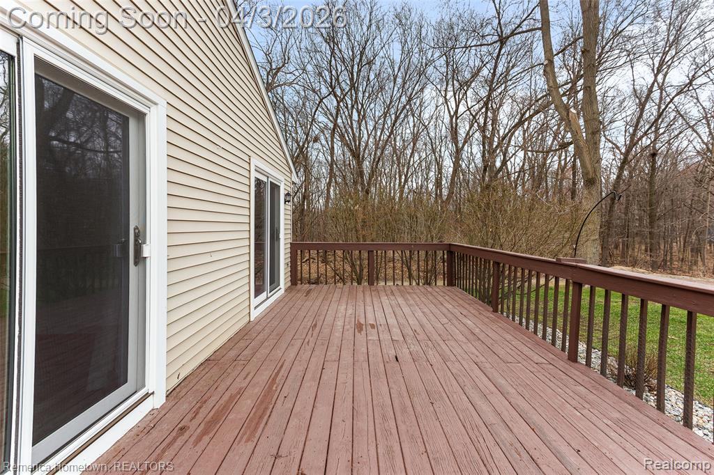 10618 Wolverine Drive, Pinckney, MI 48169 — Photo 17