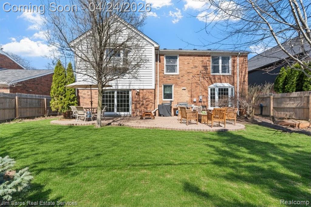 919 Cook Road, Grosse Pointe Woods, MI 48236 — Photo 32