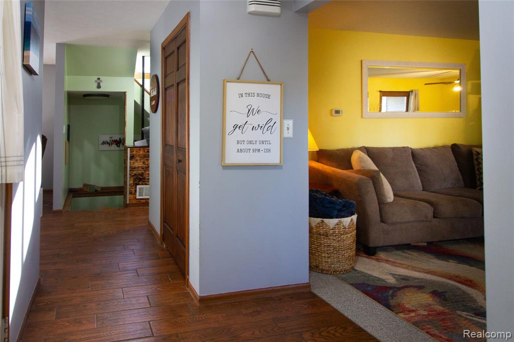 2477 Spruce Ridge, Howell, MI 48855 — Photo 10