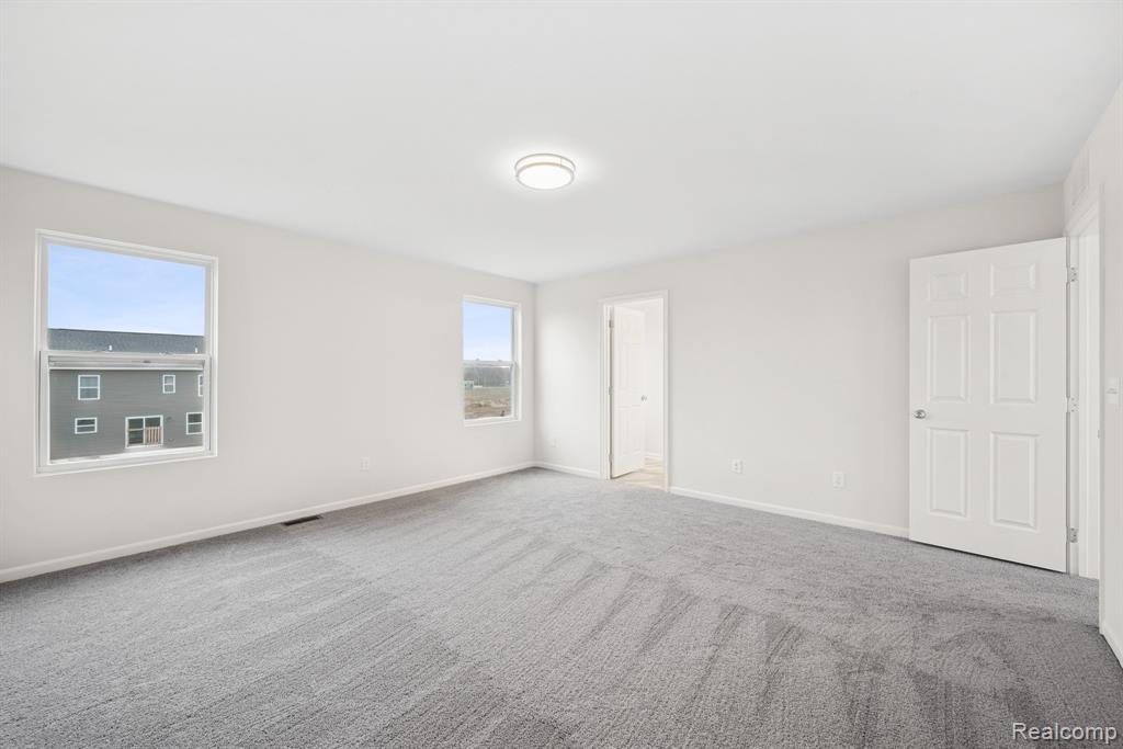 657 Swift Creek Drive, Chelsea, MI 48118 — Photo 11
