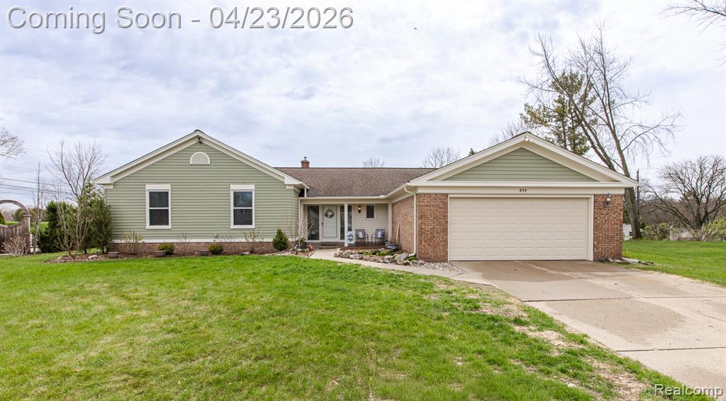 839 Spartan Drive, Rochester Hills, MI 48309 — Photo 2