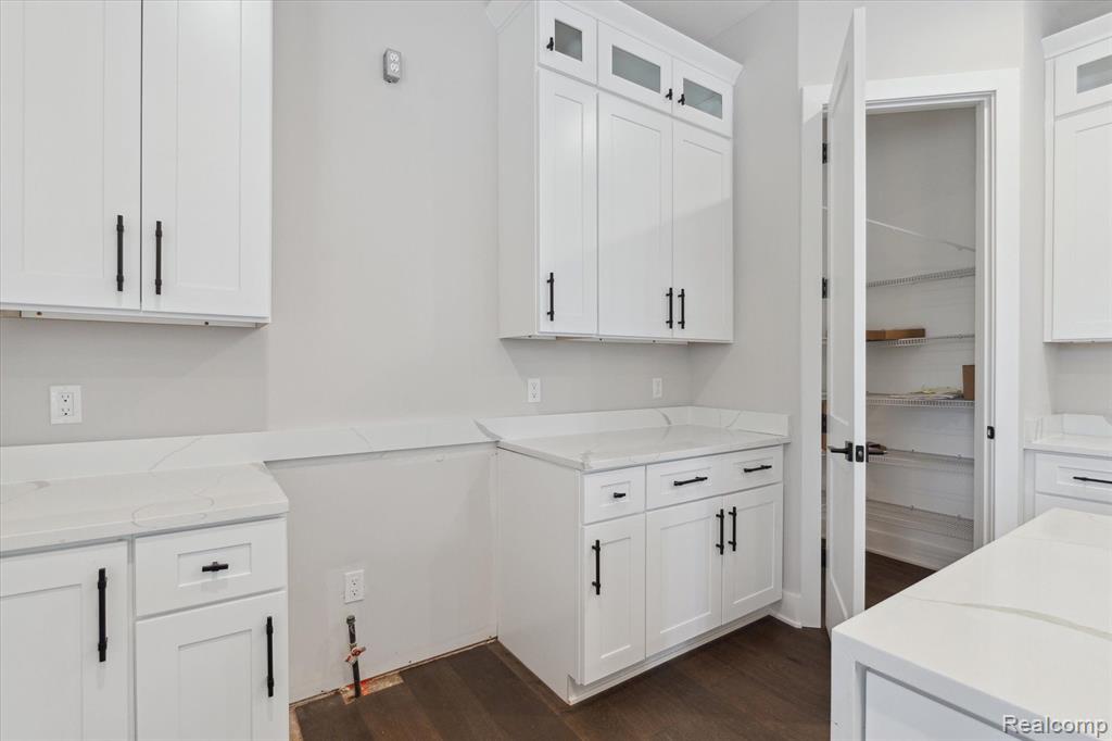 9 ANNANDALE, Leonard, MI 48367 — Photo 26