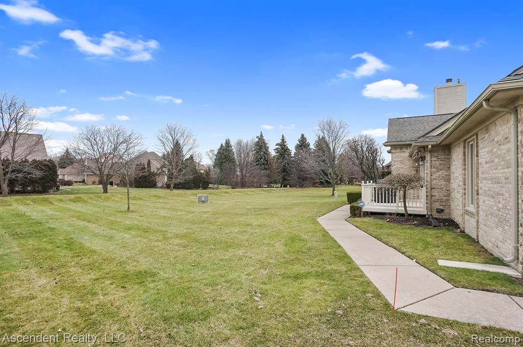 4571 REFLECTIONS Drive, Sterling Heights, MI 48314 — Photo 28