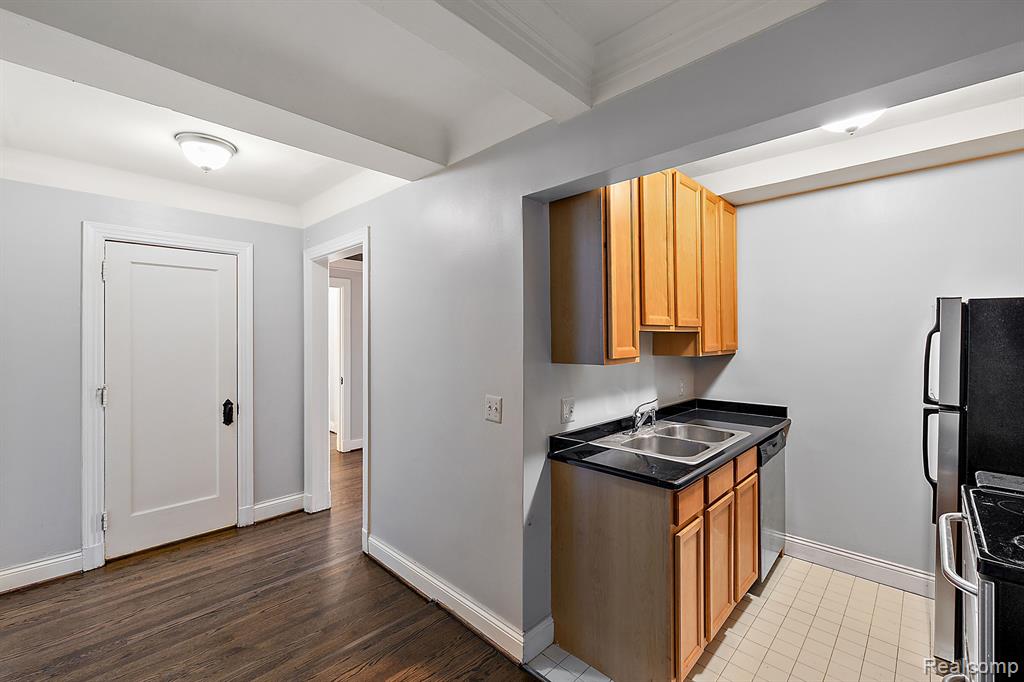 15 E KIRBY Street, 322, Detroit, MI 48202 — Photo 11