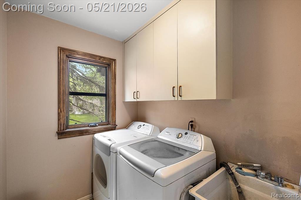 33891 Yorkridge Street, Farmington, MI 48331 — Photo 50