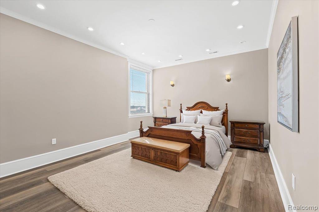 2900 E JEFFERSON Avenue S, 60-B8, Detroit, MI 48207 — Photo 20