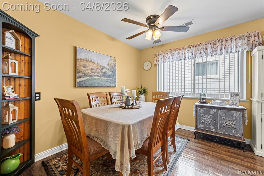 4685 Universal Street, Dearborn Heights, MI 48125 — Photo 19