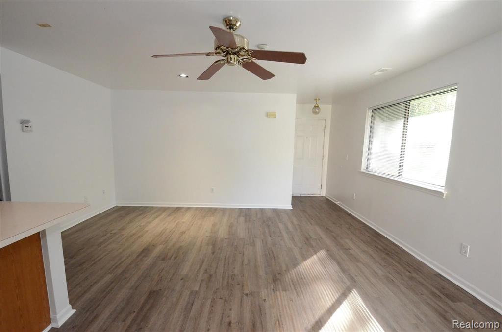 42803 Lilley Pointe, Canton, MI 48187 — Photo 3