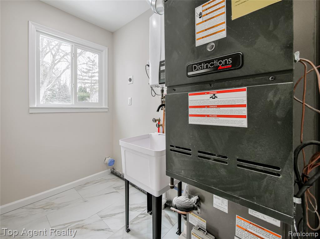 20580 21 Mile Road, Macomb, MI 48044 — Photo 29
