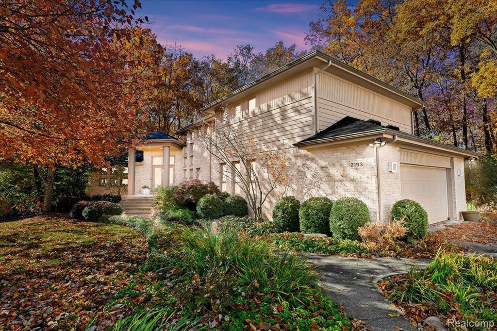 2193 TRILLIUM WOODS Drive, Ann Arbor, MI 48105 — Photo 4
