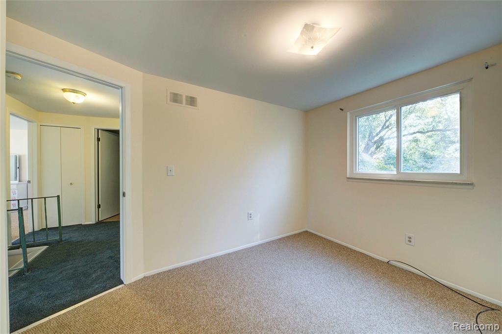 42437 Majestic Court, Canton, MI 48188 — Photo 37