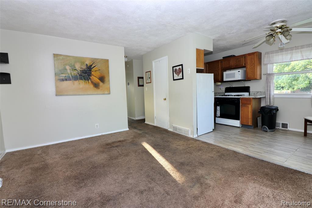 2668 Ackley Avenue, Westland, MI 48186 — Photo 3