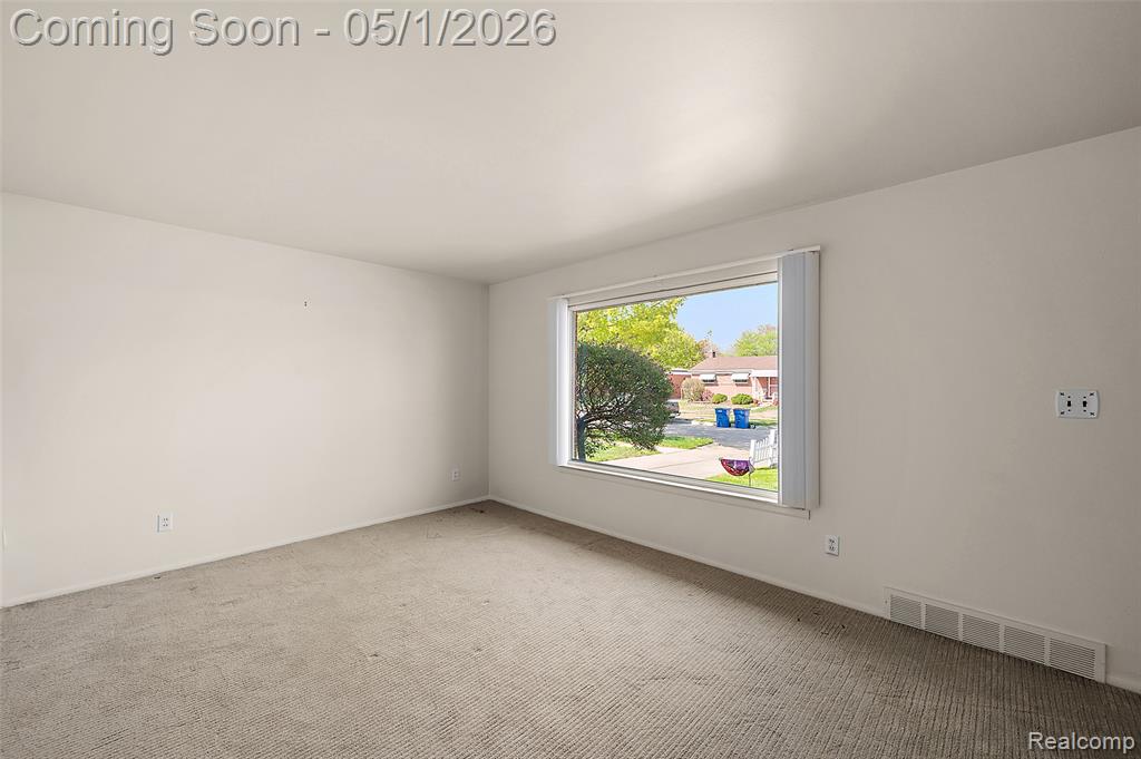 28696 Patricia Avenue, Warren, MI 48092 — Photo 9