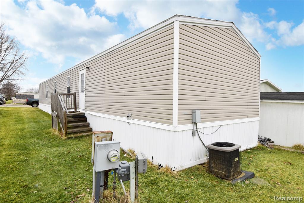 490 Harrison Drive, Davison, MI, 48423