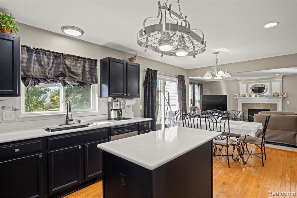 9778 Ravenshire Drive, Ypsilanti, MI 48198 — Photo 17