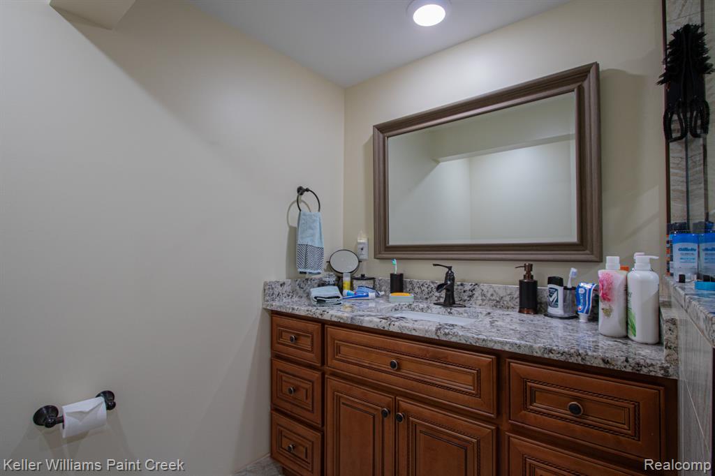 4831 Homestead Drive, Sterling Heights, MI 48314 — Photo 46