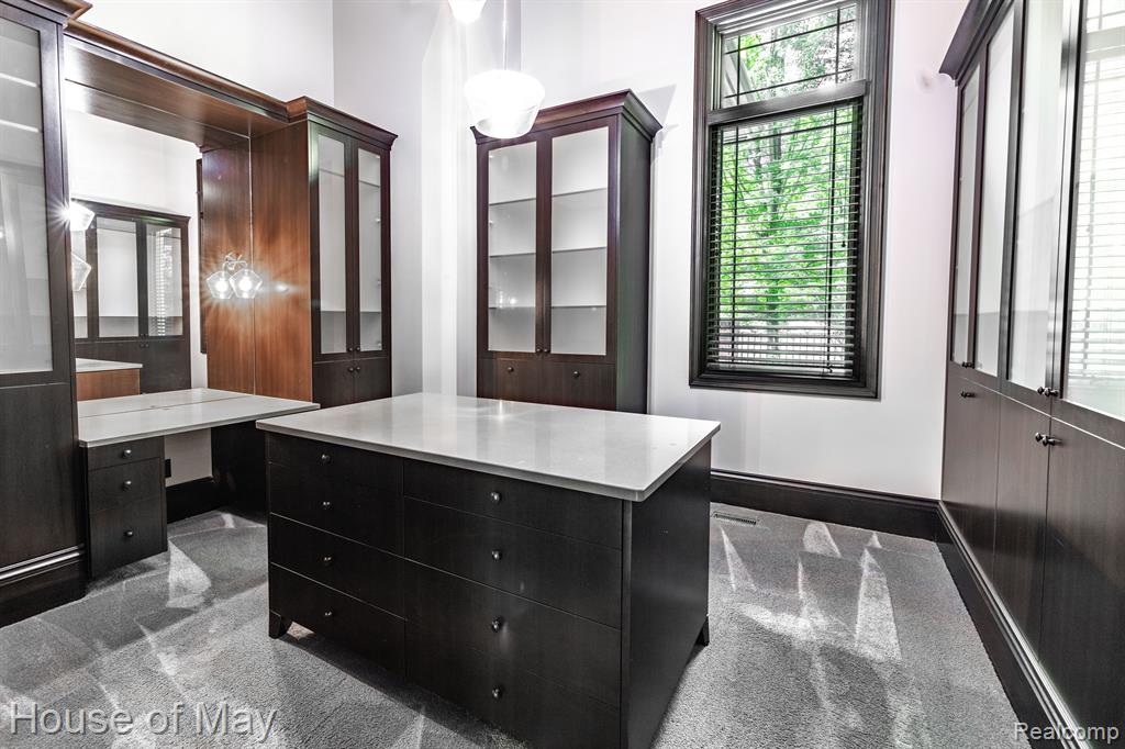 712 E GUNN Road, Rochester, MI 48306 — Photo 17