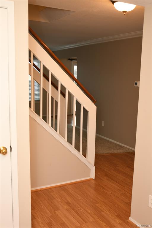 22450 SILVER CREEK Drive, Woodhaven, MI 48183 — Photo 13