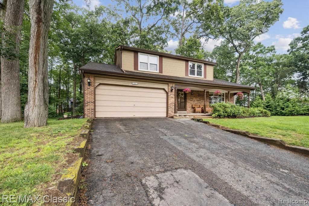 1561 Waters Edge Court, Wixom, MI 48393 — Photo 3