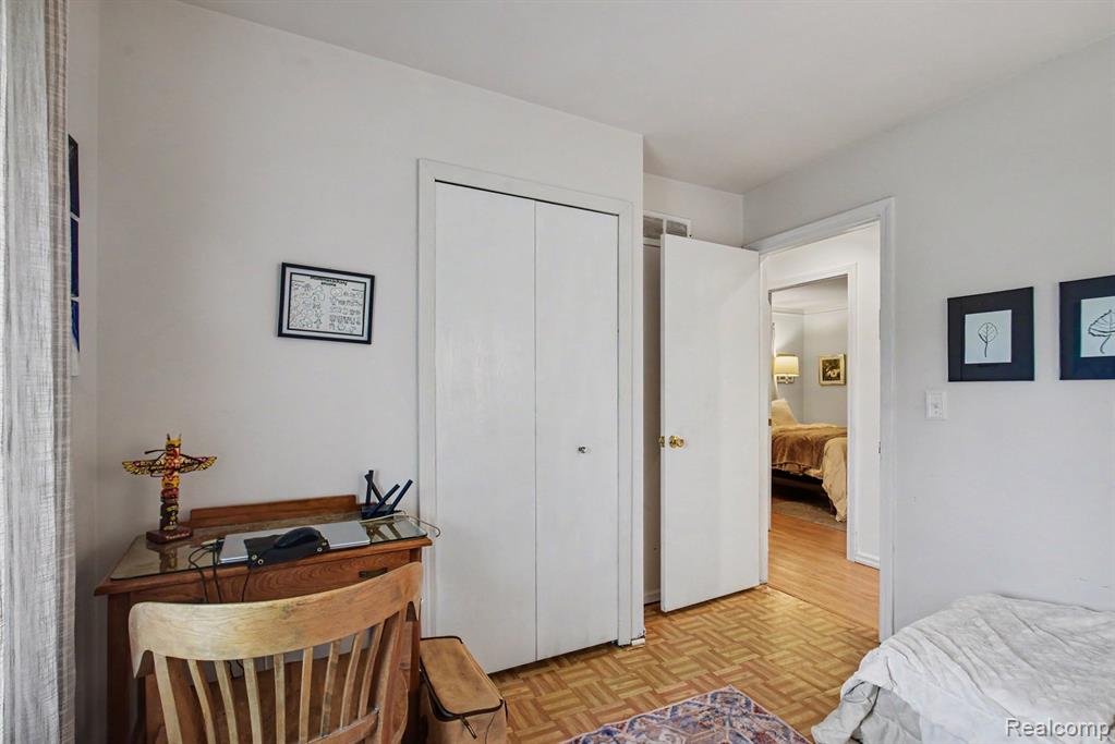 40518 William Drive, Clinton Twp, MI 48038 — Photo 18