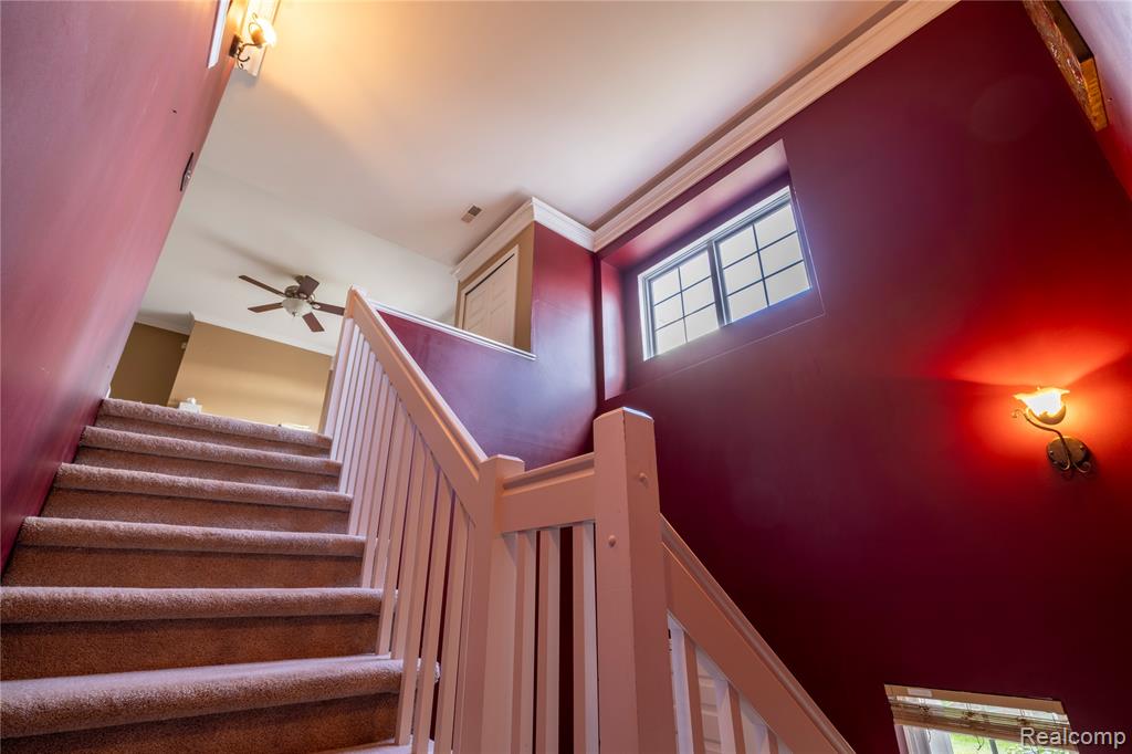5674 Acorn Lane, Sterling Heights, MI 48314 — Photo 17