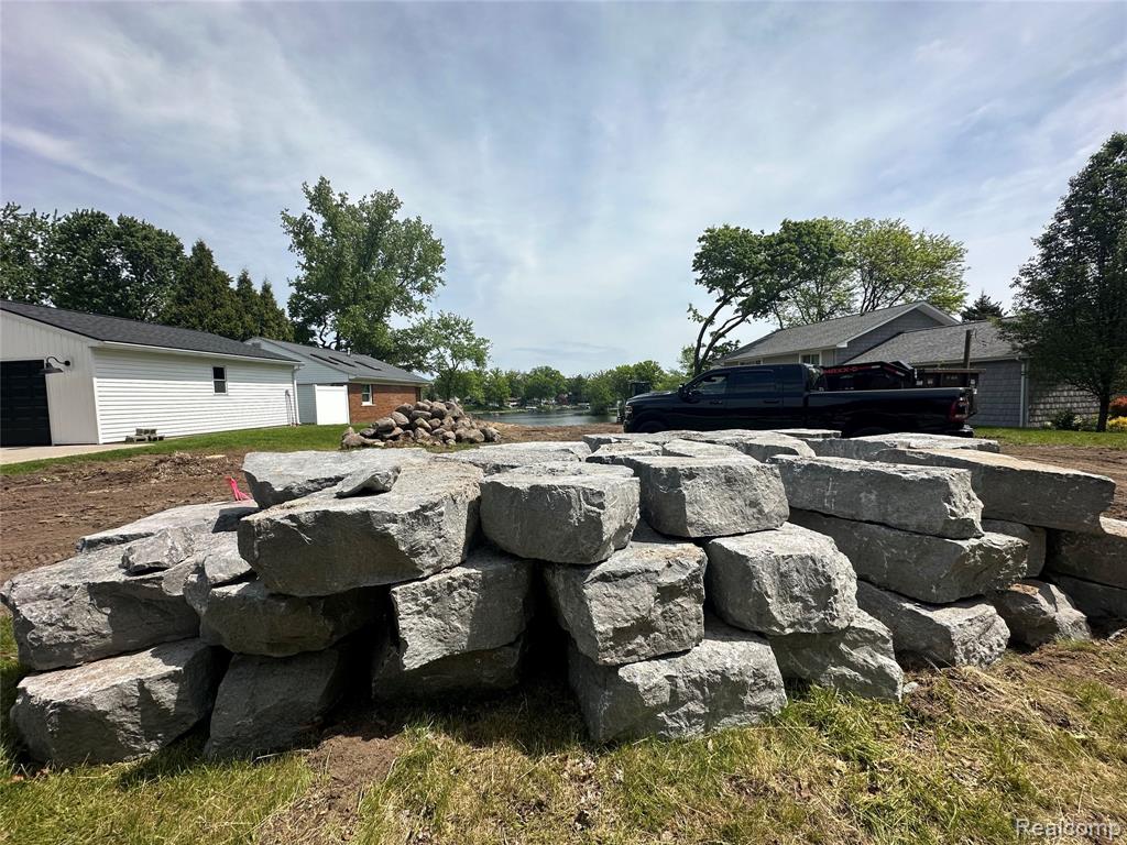 10418 KING Road, Davisburg, MI — Photo 98