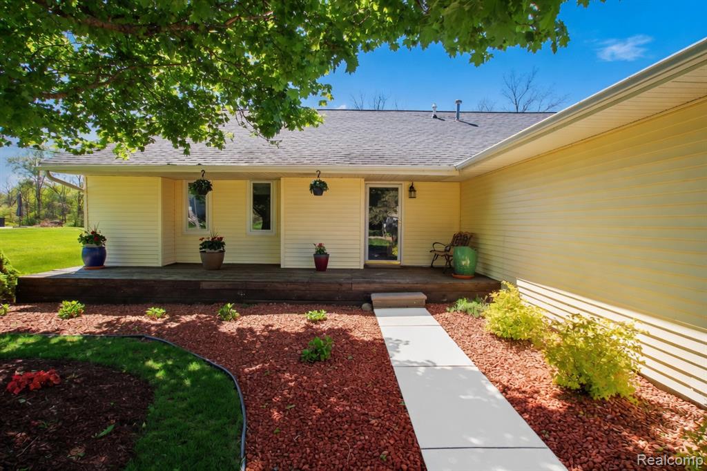 8336 Rondale Drive, Grand Blanc, MI 48439 — Photo 30