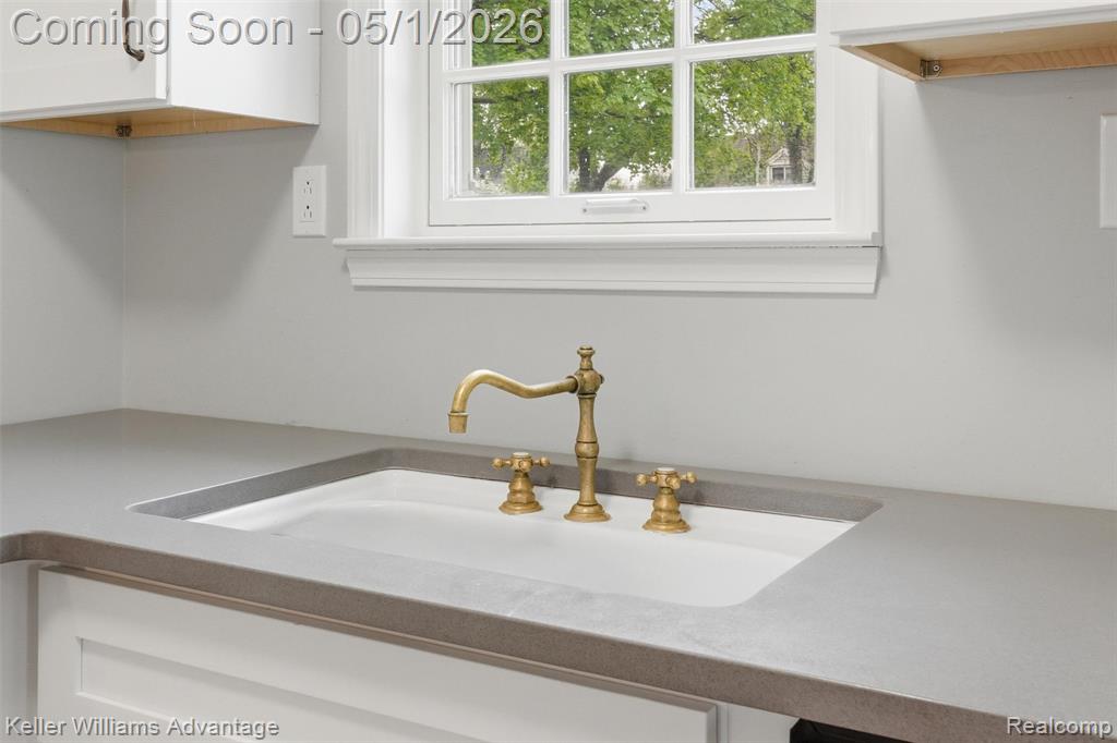 14020 Borgman Street, Oak Park, MI 48237 — Photo 10