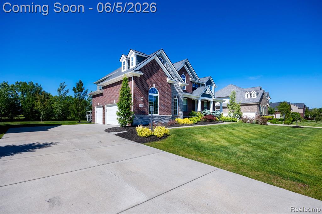 57558 Stoneleigh Drive, South Lyon, MI 48178 — Photo 2