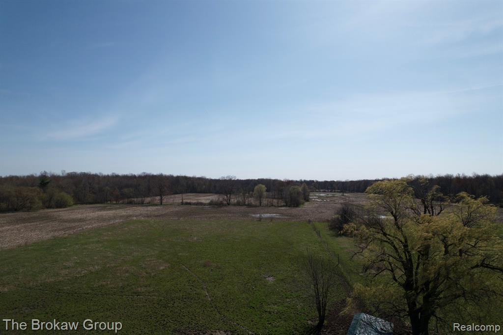 9448 WASHBURN Road, Columbiaville, MI 48421 — Photo 45