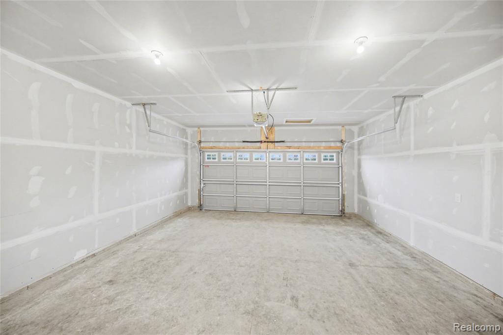 295 Hidden Meadows Drive, Hillsdale, MI 49242 — Photo 19