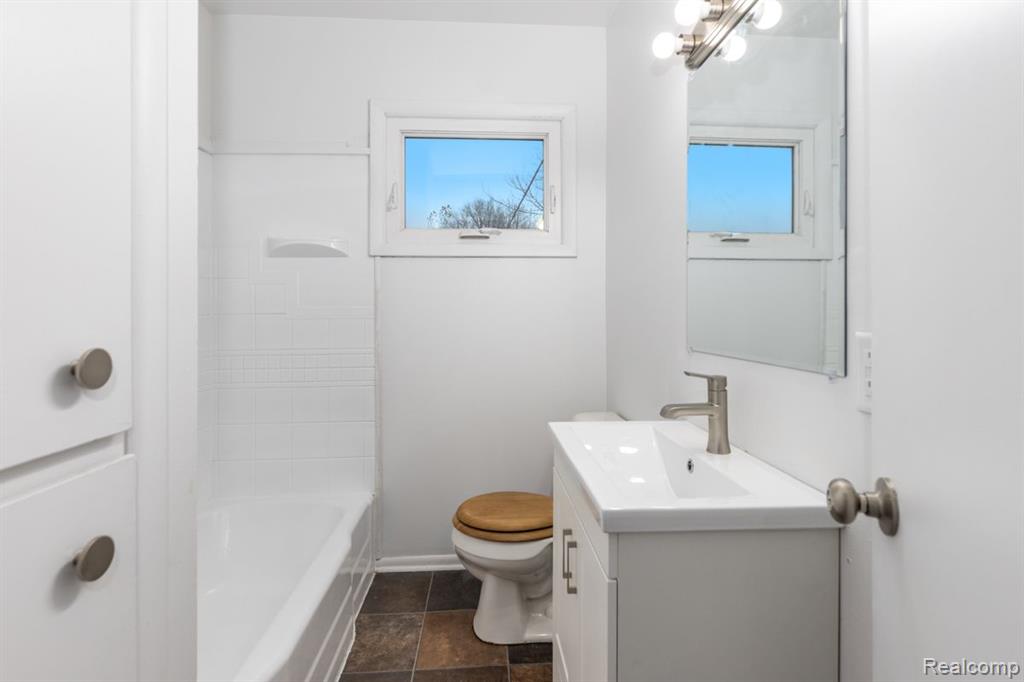 4812 PORT SHELDON Street, Hudsonville, MI 49426 — Photo 18