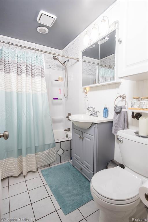 4234 Atkins Road, Port Huron, MI 48060 — Photo 18