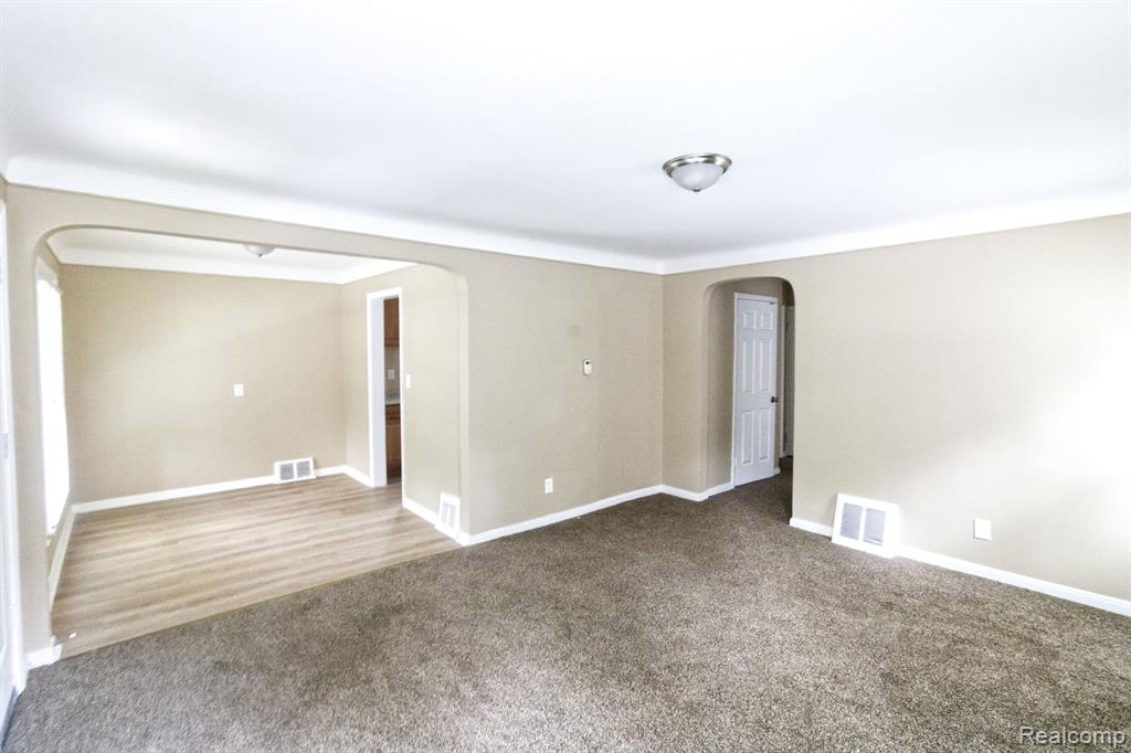8095 NORTHLAWN Street, Detroit, MI 48204 — Photo 5