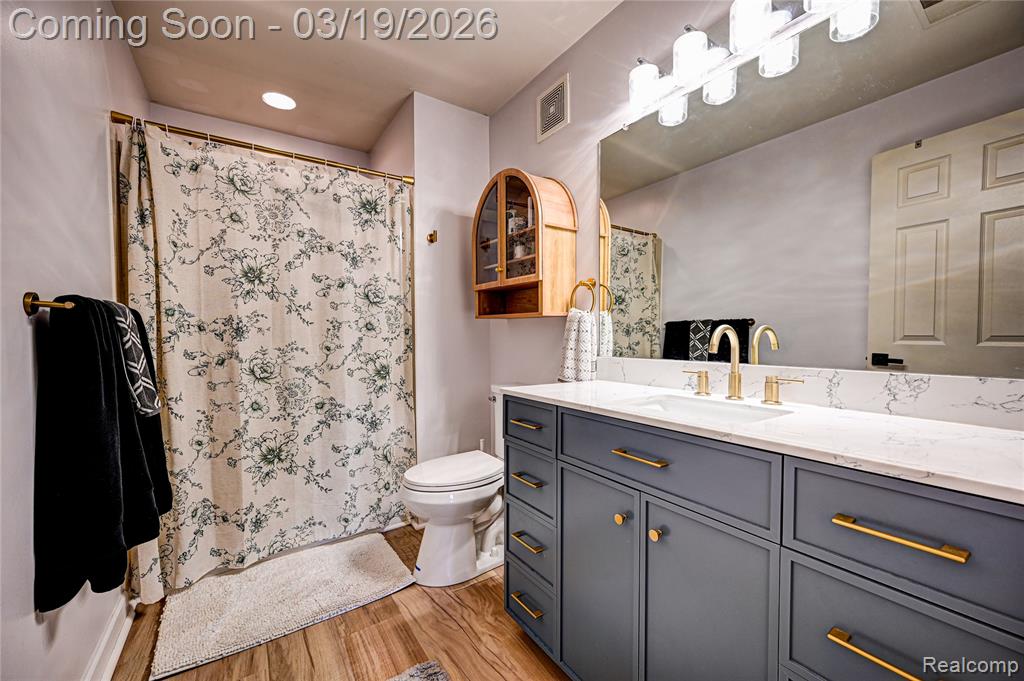 25703 Maritime Circle N, Harrison Township, MI — Photo 18