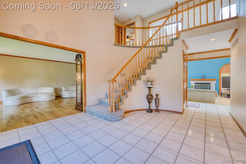 29342 Strathmore Drive, Farmington, MI 48331 — Photo 11