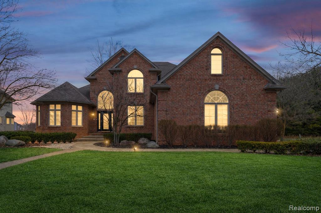 21675 Medallion Court, Macomb, MI 48044 — Photo 2