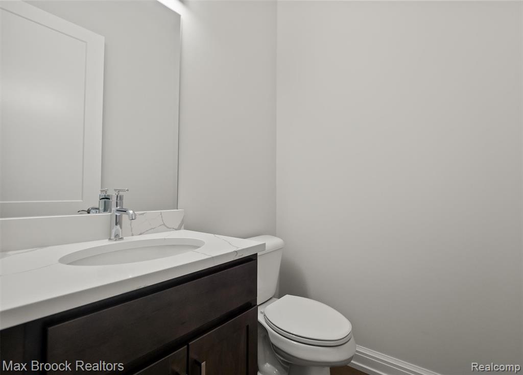 7477 Gramercy Circle, 17, West Bloomfield, MI — Photo 16