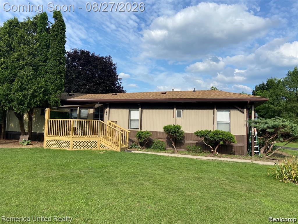 679 MENOMINEE Drive, Howell, MI 48843