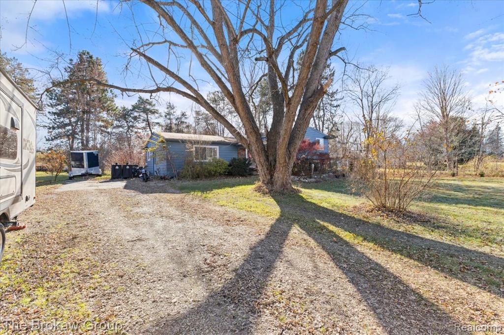 10490 Green Road, Goodrich Vlg, MI — Photo 44