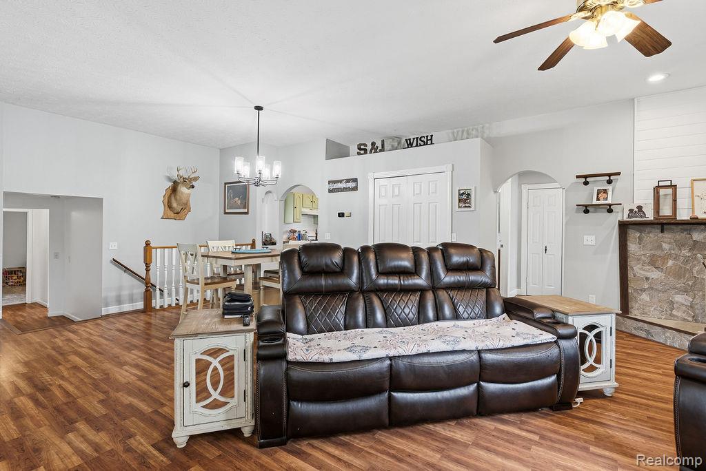 4246 S Durand Road, Durand, MI 48429 — Photo 13