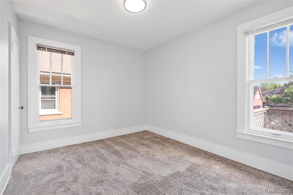 611 Emmons Boulevard, Wyandotte, MI 48192 — Photo 25