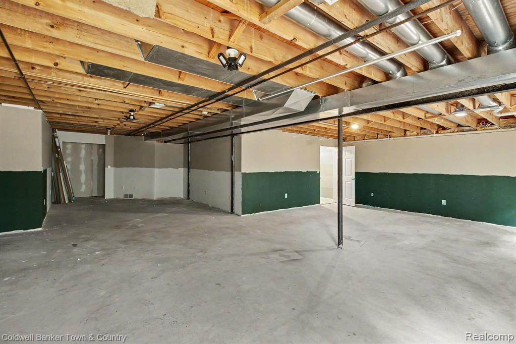 332 Triangle Lake Road, Howell, MI 48843 — Photo 18