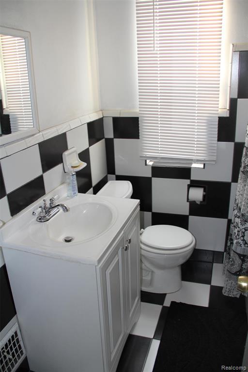 9581 Mark Twain Street, Detroit, MI 48227 — Photo 11