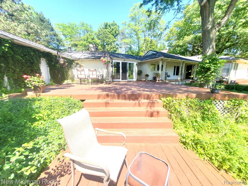 5535 WILLOW VALLEY Drive, West Bloomfield, MI — Photo 10