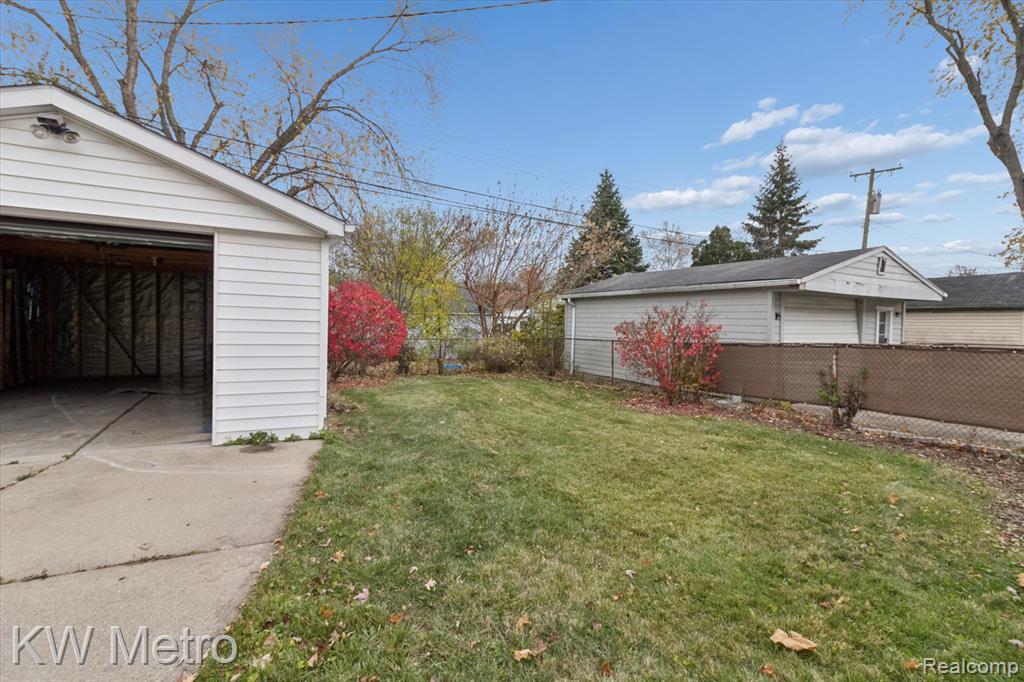 4116 Gardner Avenue, Berkley, MI 48072 — Photo 43